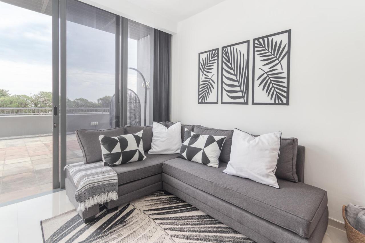 Infinity Lg3 * Cape Town
